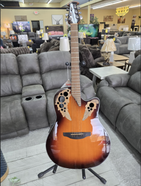Ovation Elite Sunburst w/ Gig Bag